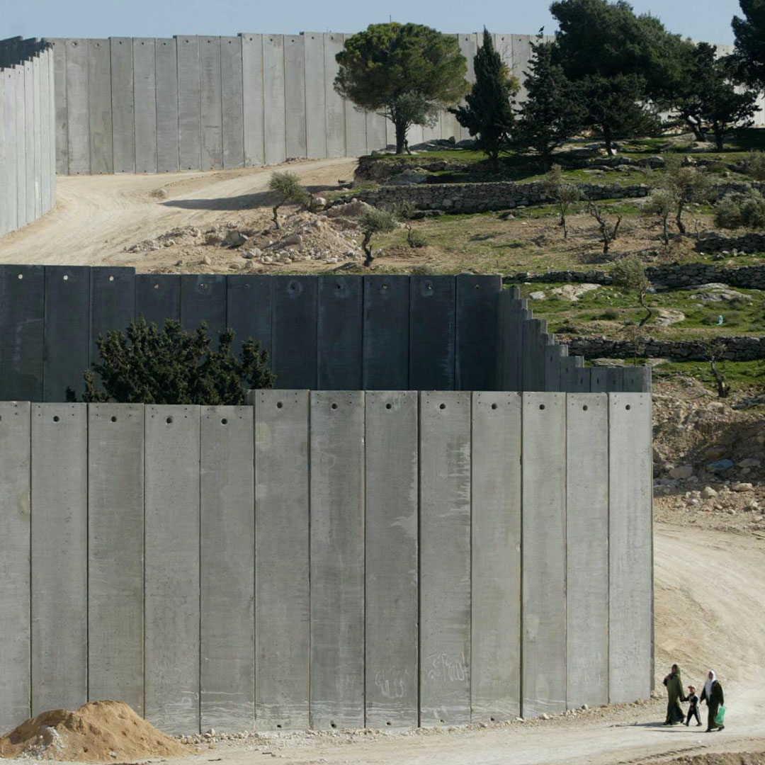 Palestinian wall separation